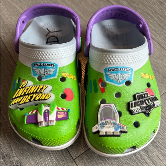 Crocs Toy Story Buzz Classic Clog - Picture 2 of 6